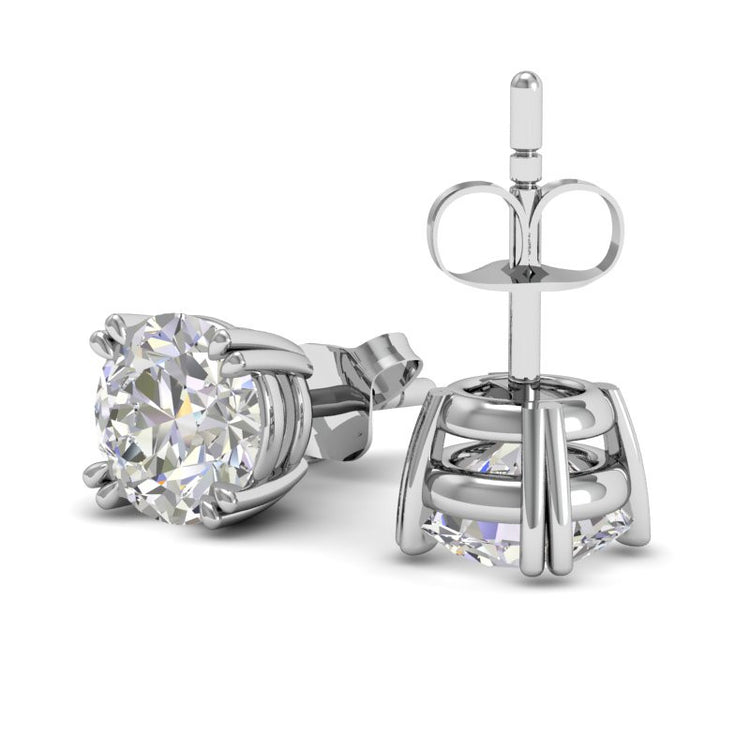 Double prong Diamond stud earrings in 18k white gold
