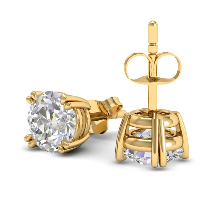 Double prong Diamond stud earrings in 18k yellow gold