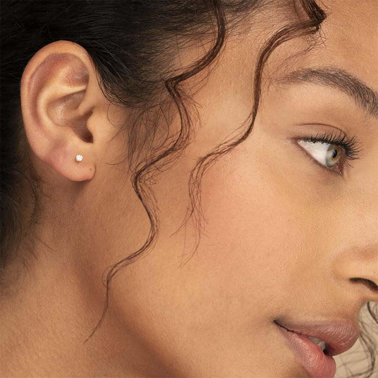 Il leone medallion necklace